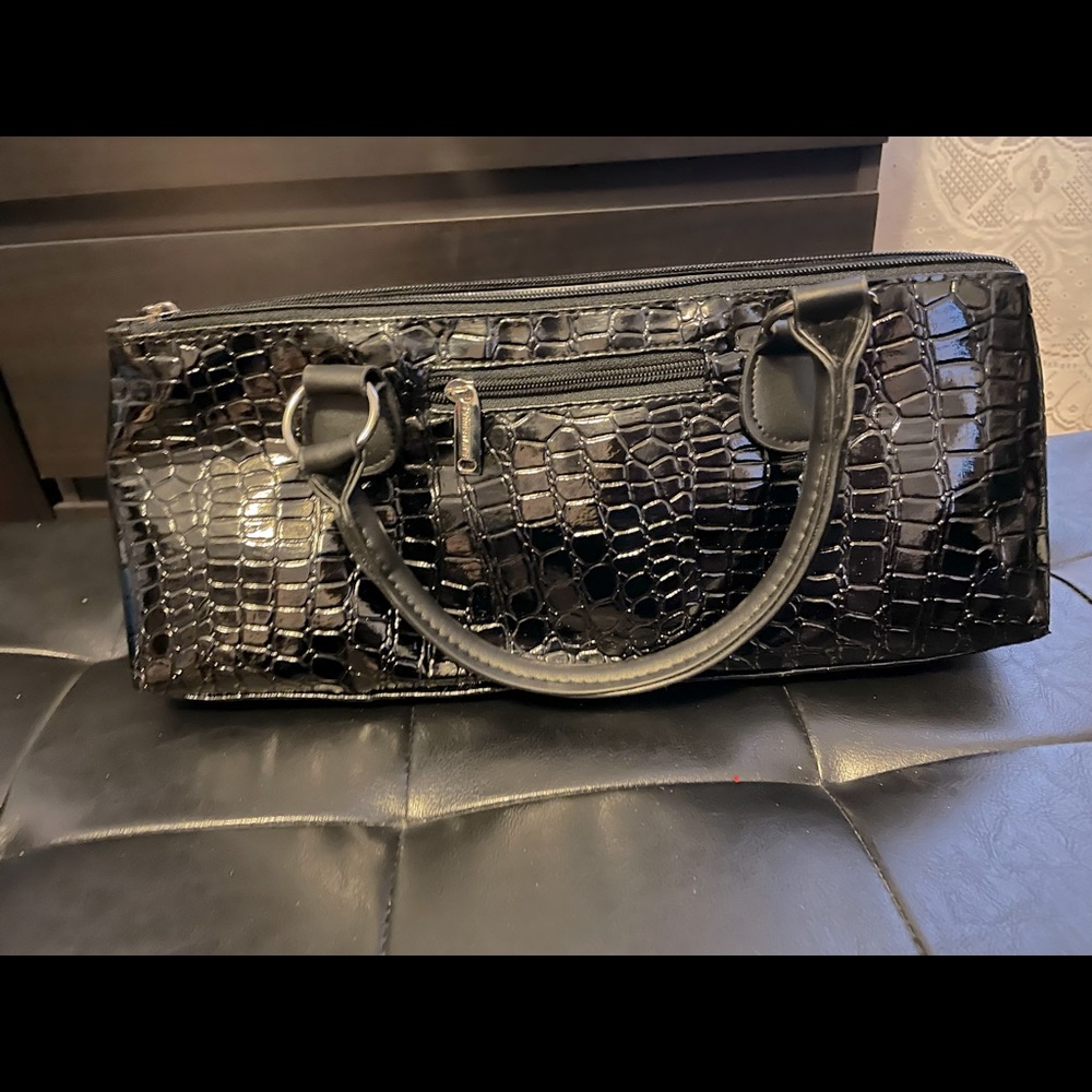 Insulated Handbag for chilled wine